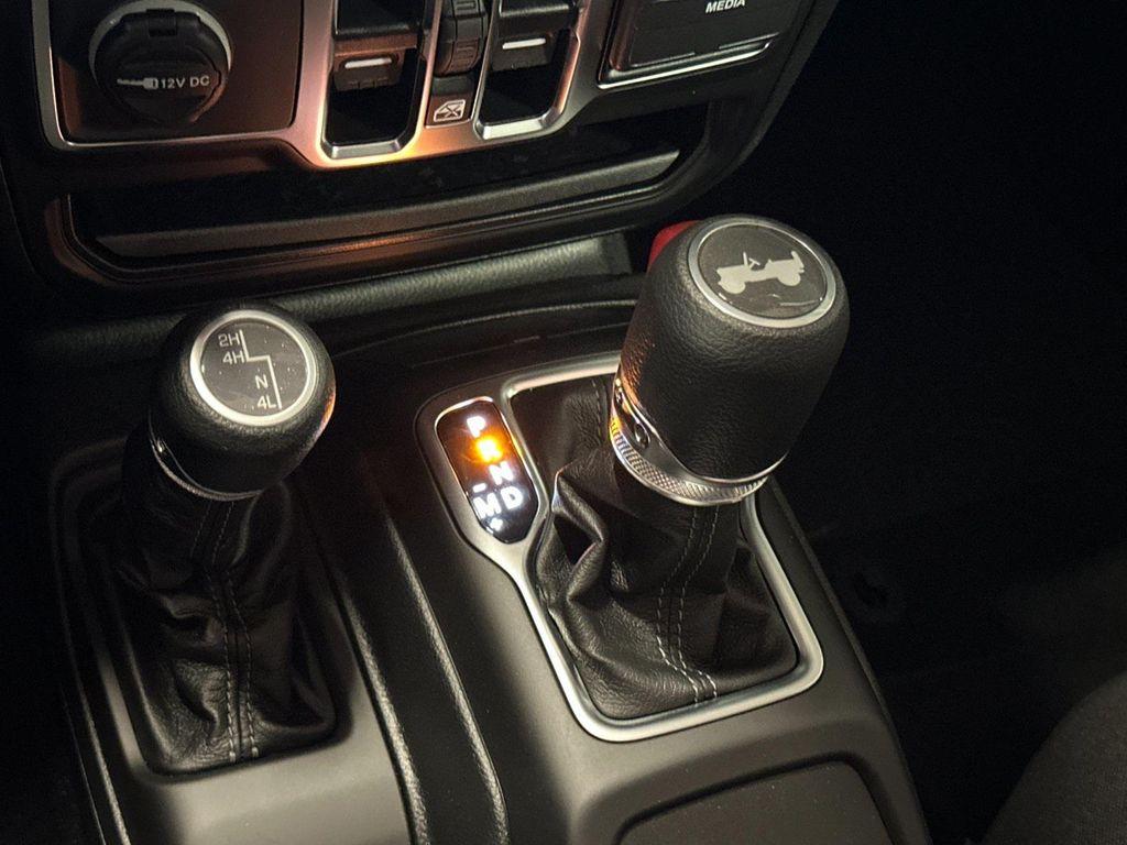 new 2025 Jeep Wrangler car, priced at $47,875
