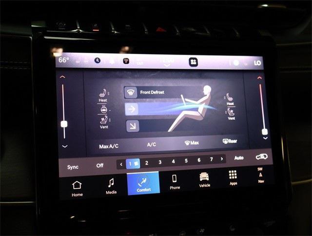 new 2025 Jeep Grand Cherokee car, priced at $51,960