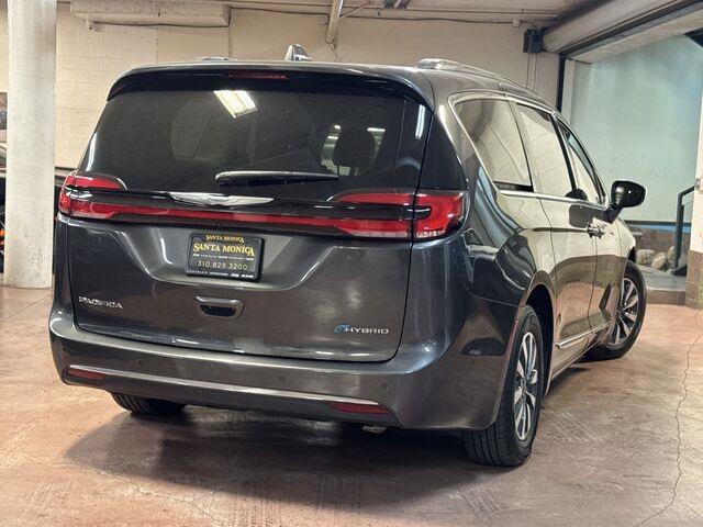 used 2021 Chrysler Pacifica Hybrid car, priced at $29,995