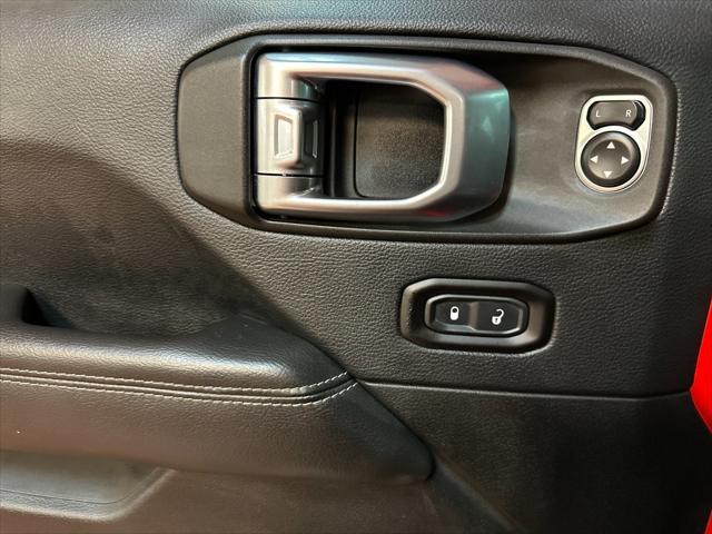 used 2019 Jeep Wrangler Unlimited car, priced at $28,995