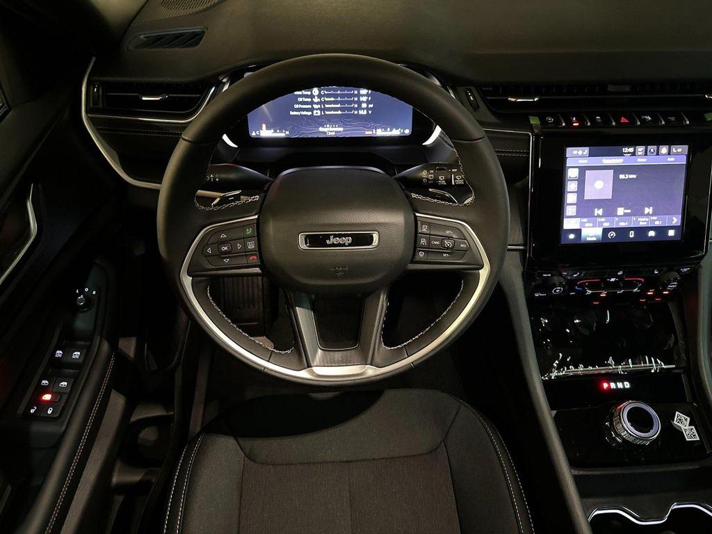 new 2025 Jeep Grand Cherokee L car, priced at $43,845