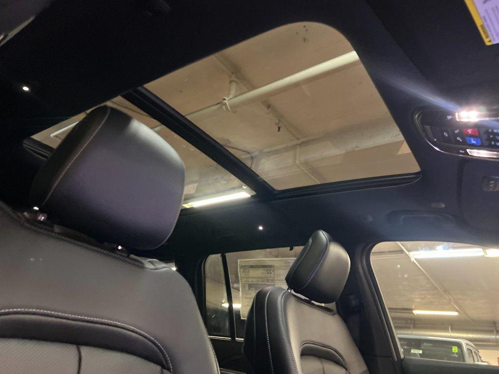 new 2025 Jeep Grand Cherokee car, priced at $53,410