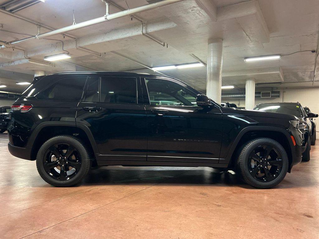 new 2025 Jeep Grand Cherokee car, priced at $53,410