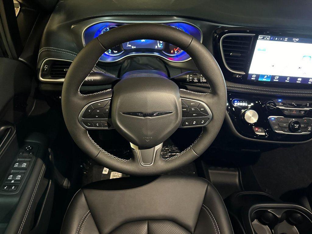 new 2026 Chrysler Pacifica car, priced at $53,985