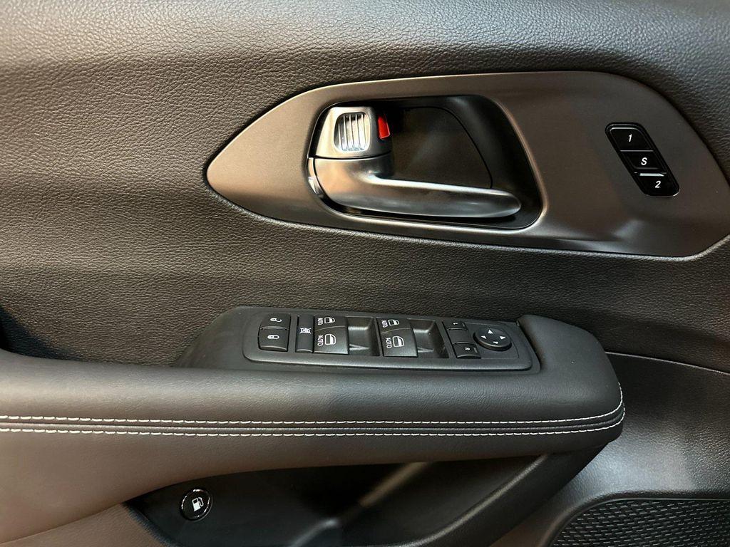 new 2026 Chrysler Pacifica car, priced at $53,985