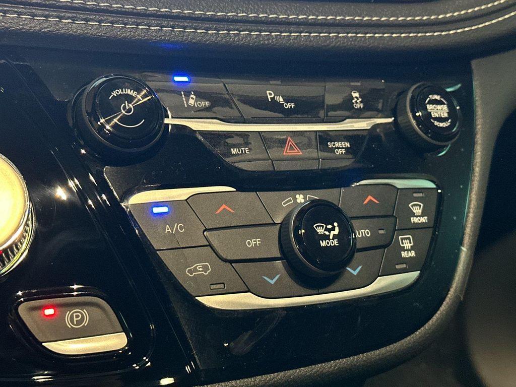 new 2026 Chrysler Pacifica car, priced at $53,985