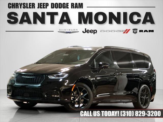 new 2025 Chrysler Pacifica car, priced at $49,156