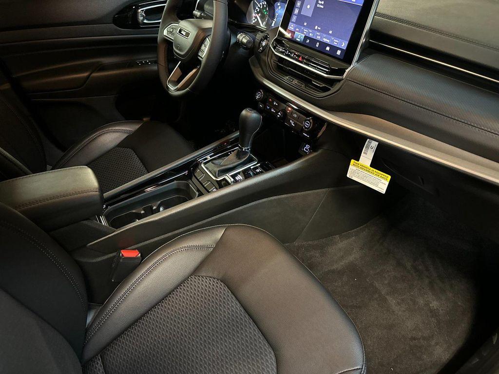 new 2026 Jeep Compass car, priced at $33,185