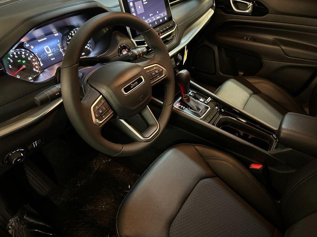 new 2026 Jeep Compass car, priced at $33,185