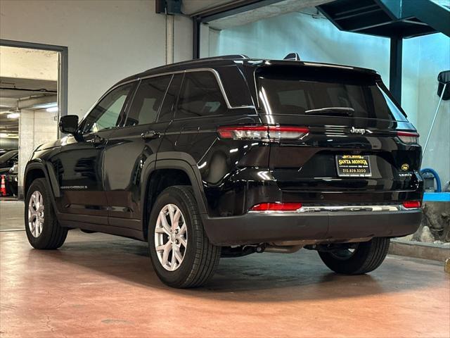 used 2022 Jeep Grand Cherokee car, priced at $34,995