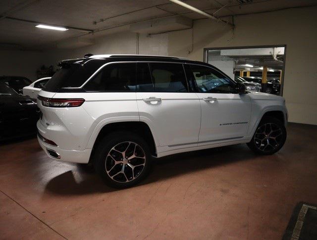 new 2022 Jeep Grand Cherokee 4xe car, priced at $61,995