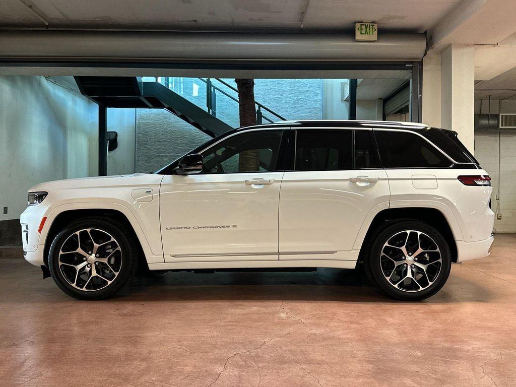 new 2022 Jeep Grand Cherokee 4xe car, priced at $59,888
