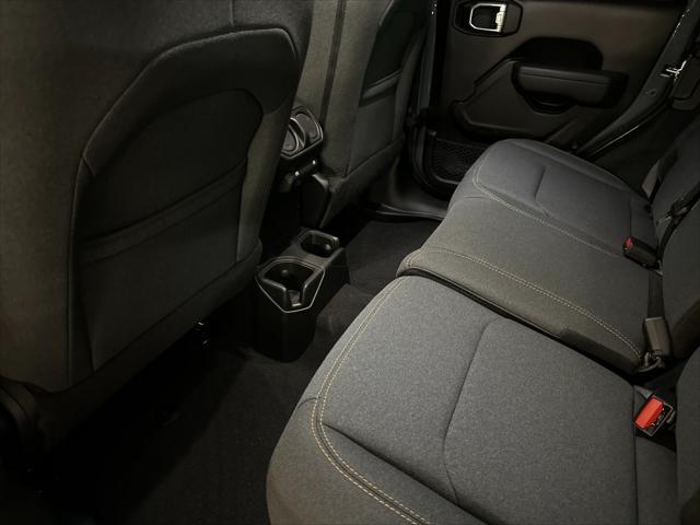 new 2025 Jeep Wrangler car, priced at $50,492