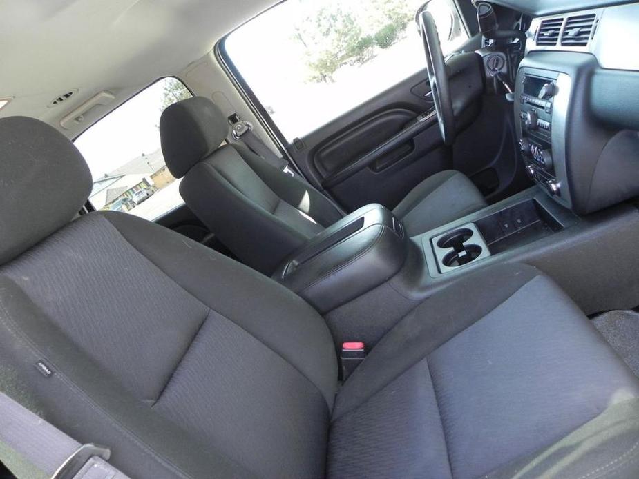 used 2014 Chevrolet Tahoe car, priced at $13,975