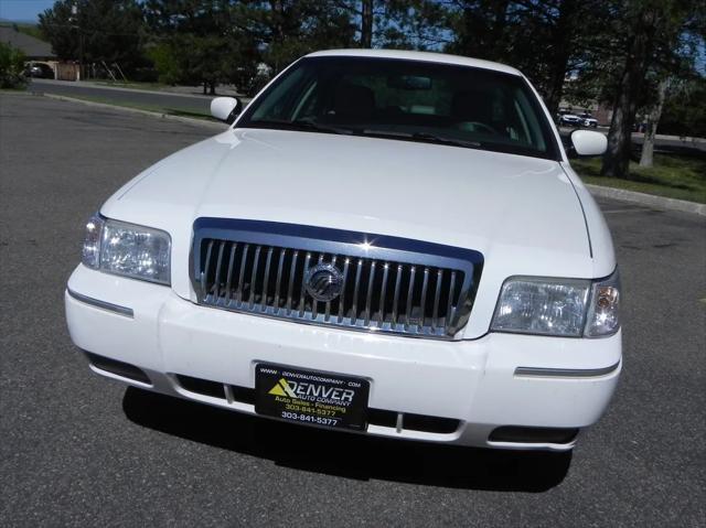 used 2009 Mercury Grand Marquis car, priced at $11,975