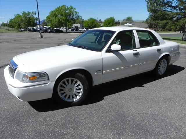 used 2009 Mercury Grand Marquis car, priced at $11,975