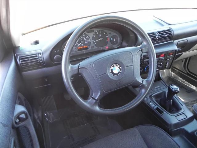 used 1996 BMW 318 car, priced at $12,975