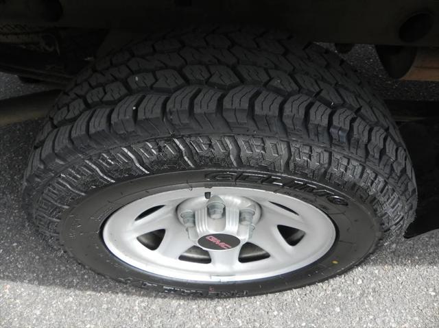 used 2016 GMC Sierra 1500 car, priced at $8,575
