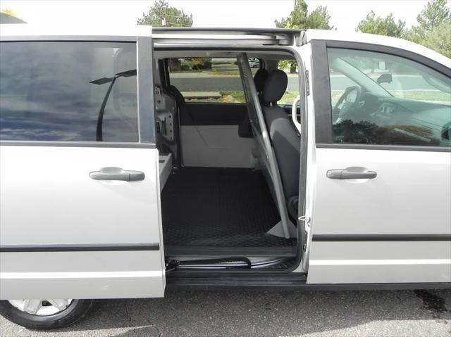 used 2009 Dodge Grand Caravan car, priced at $7,475