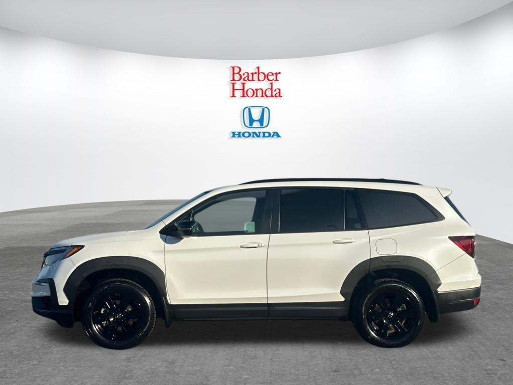 used 2022 Honda Pilot car, priced at $35,067