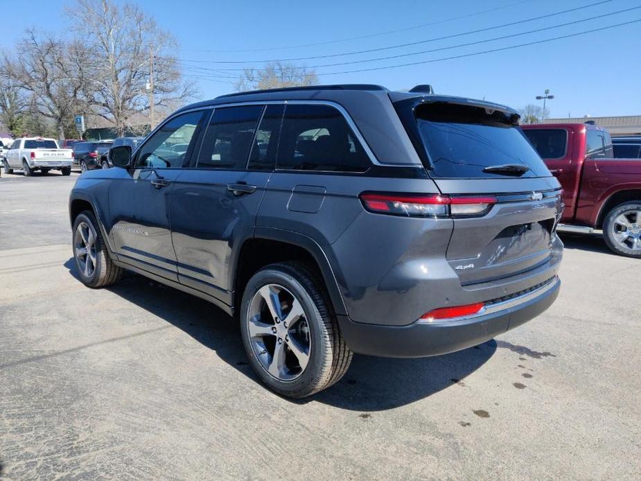 new 2024 Jeep Grand Cherokee car, priced at $56,630