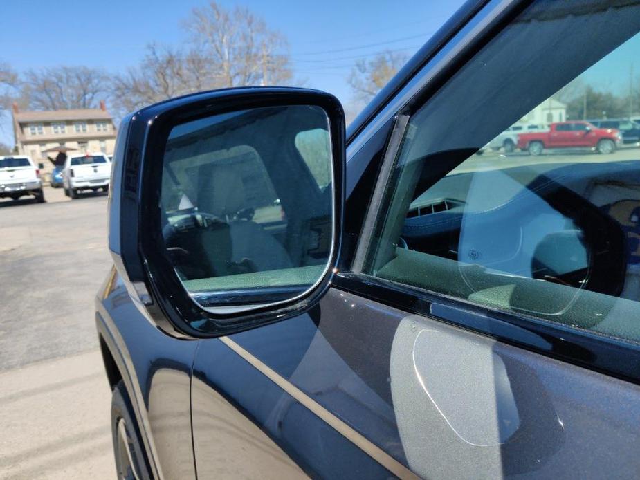 new 2024 Jeep Grand Cherokee car, priced at $56,630