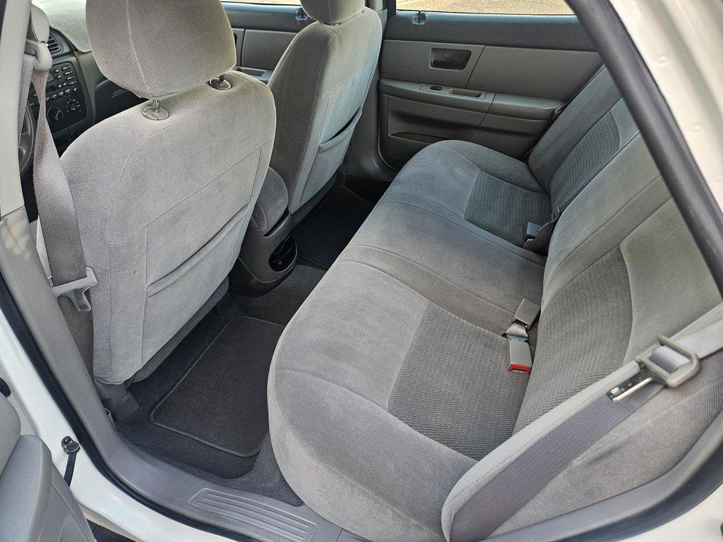 used 2006 Ford Taurus car, priced at $4,750