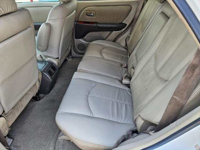 used 2002 Lexus RX 300 car, priced at $5,450