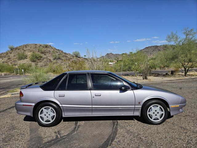 used 1995 Saturn SL car, priced at $3,750