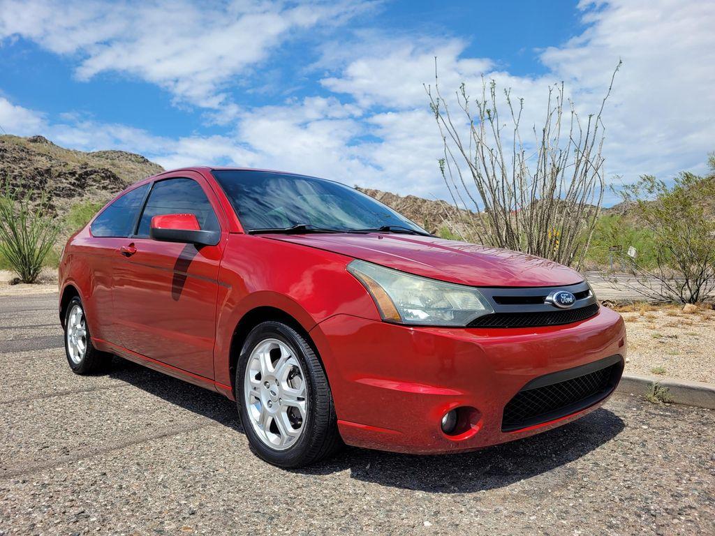 used 2009 Ford Focus car, priced at $5,250