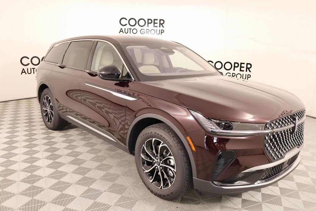 new 2025 Lincoln Nautilus car, priced at $56,573