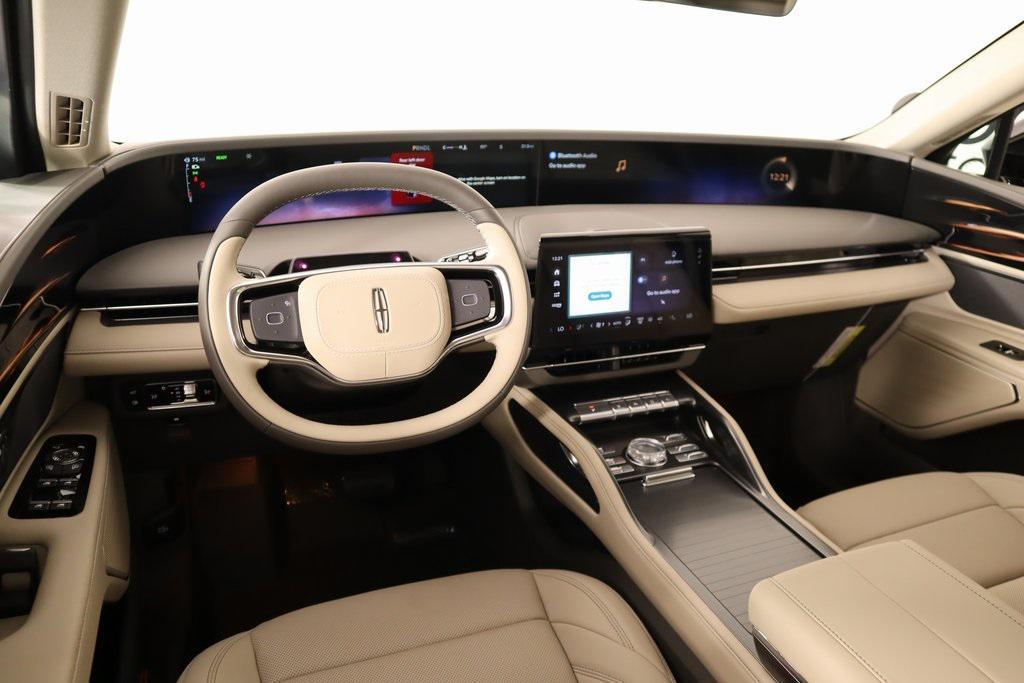 new 2025 Lincoln Nautilus car, priced at $56,573