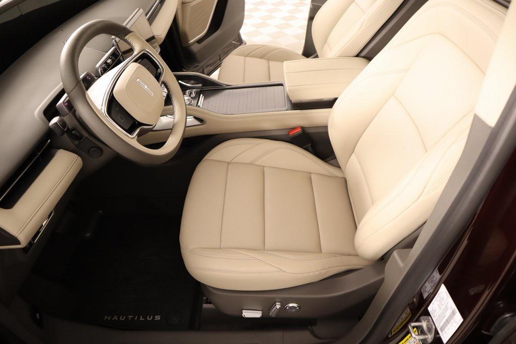 new 2025 Lincoln Nautilus car, priced at $56,573