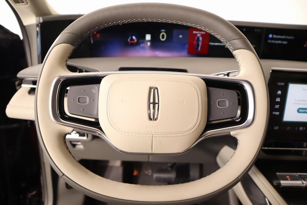 new 2025 Lincoln Nautilus car, priced at $56,573