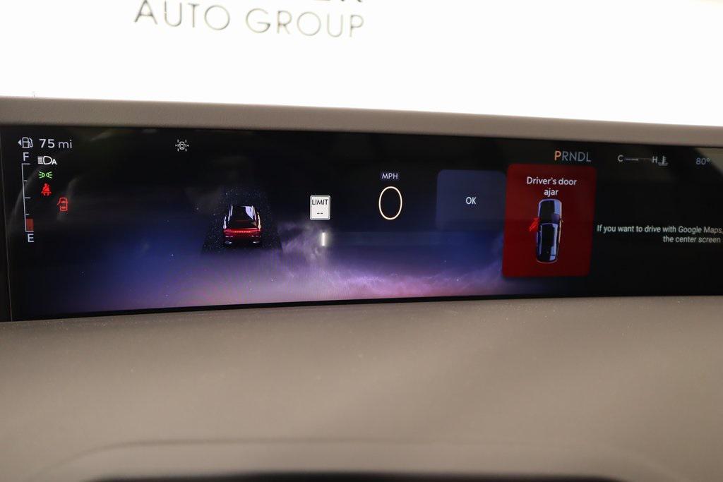 new 2025 Lincoln Nautilus car, priced at $56,573