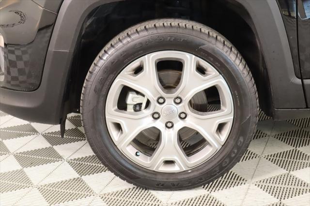 used 2022 Jeep Renegade car, priced at $19,992