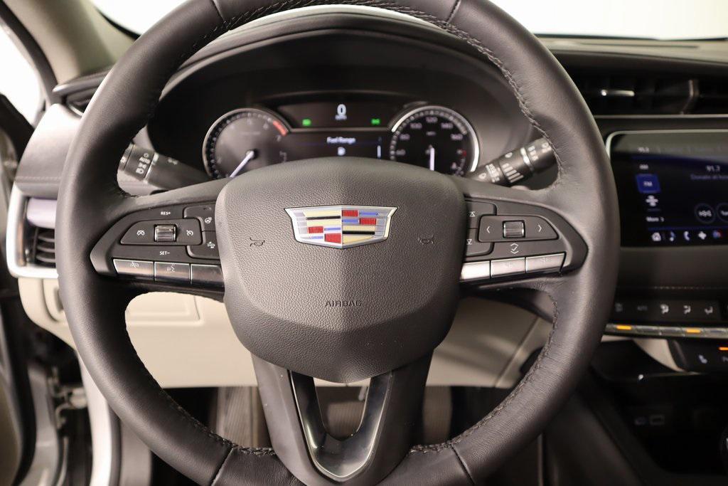 used 2022 Cadillac XT4 car, priced at $25,479