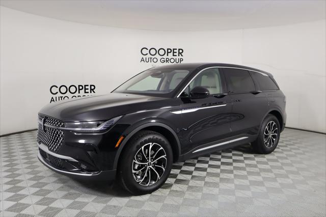 new 2025 Lincoln Nautilus car, priced at $54,276