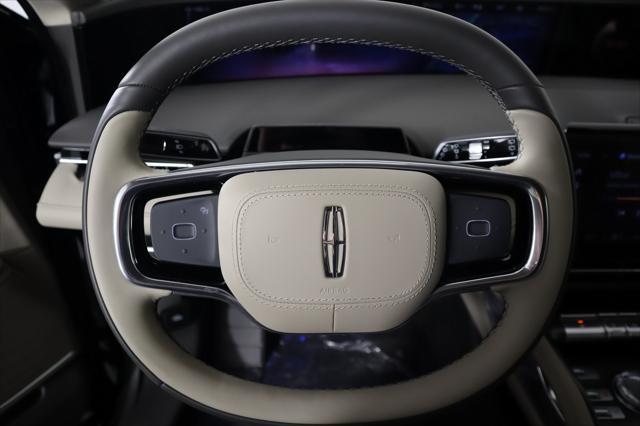 new 2025 Lincoln Nautilus car, priced at $54,276