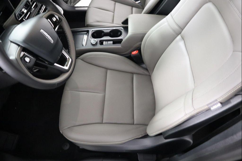 new 2025 Lincoln Corsair car, priced at $41,580