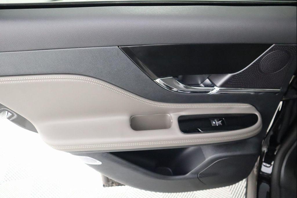 new 2025 Lincoln Corsair car, priced at $41,580
