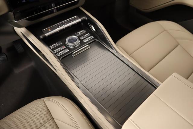 new 2025 Lincoln Nautilus car, priced at $51,736