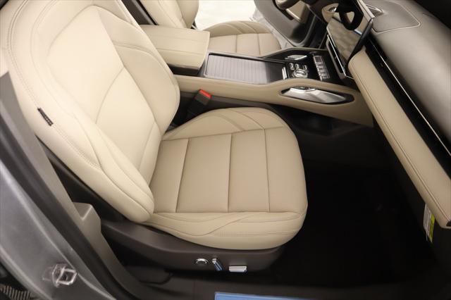 new 2025 Lincoln Nautilus car, priced at $51,736