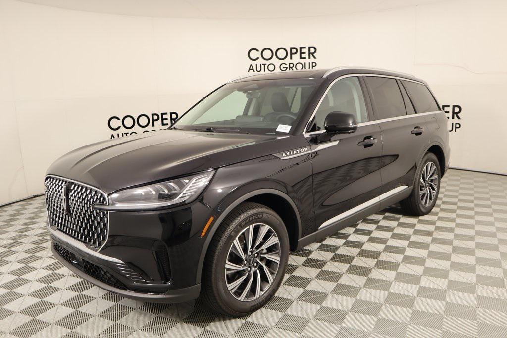 new 2025 Lincoln Aviator car, priced at $61,364