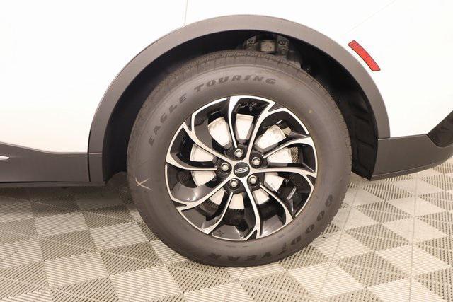 new 2025 Lincoln Nautilus car, priced at $56,573