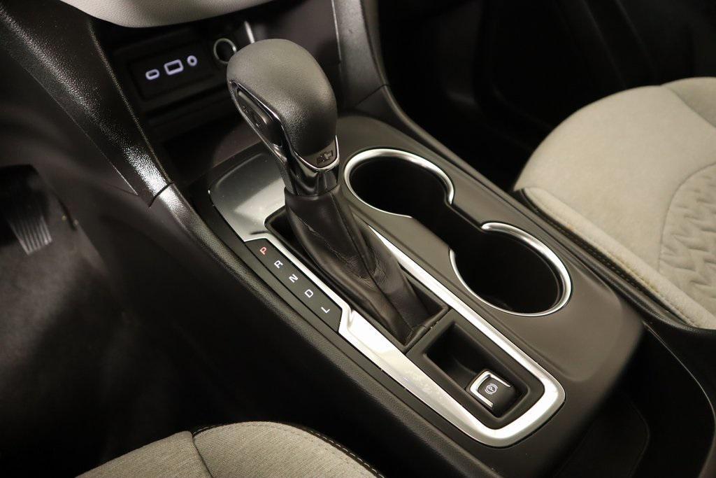 used 2024 Chevrolet Equinox car, priced at $21,489