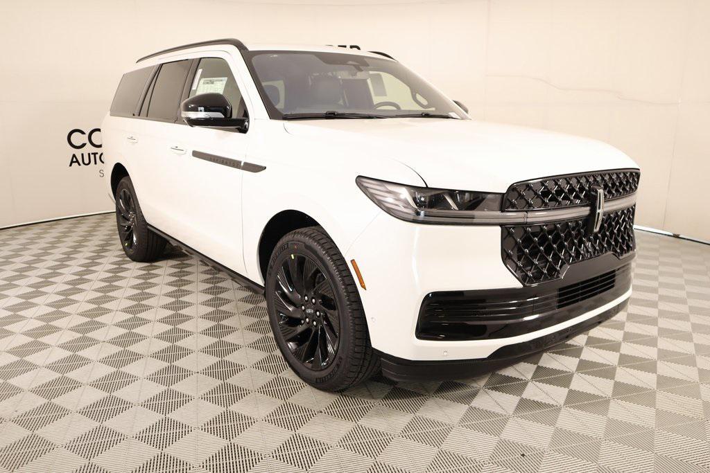 new 2025 Lincoln Navigator car, priced at $99,346
