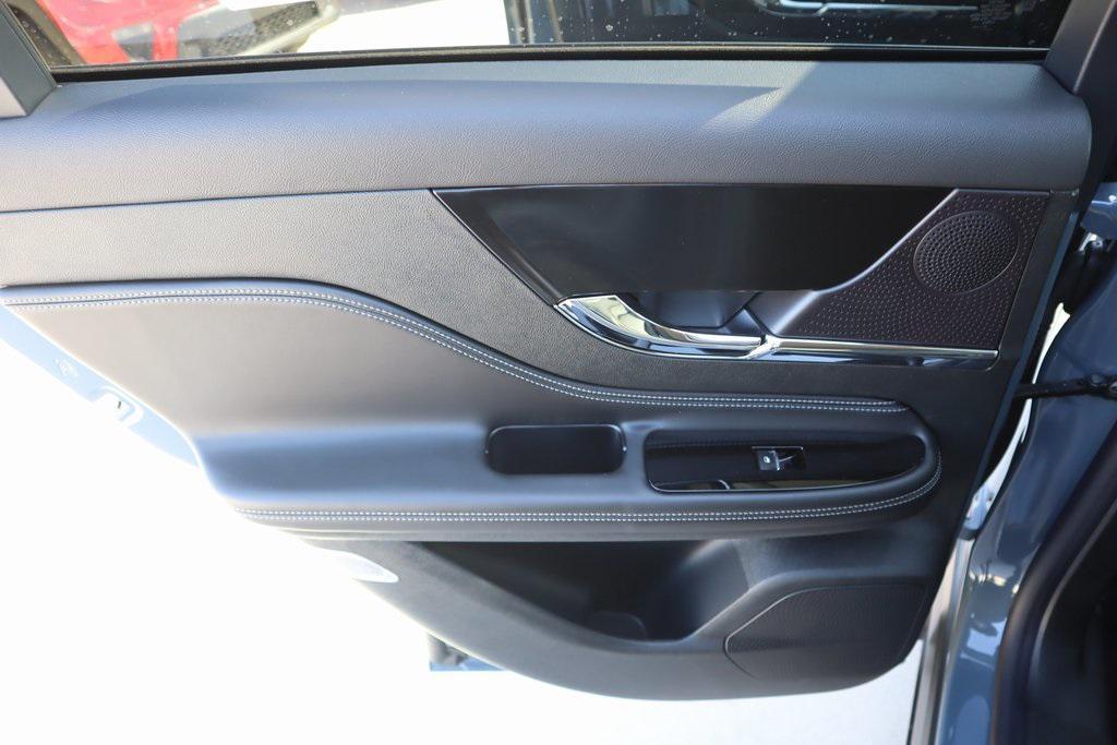new 2025 Lincoln Corsair car, priced at $45,847