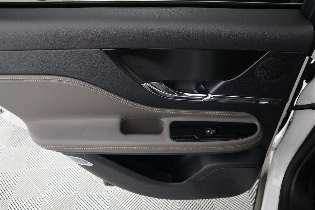 new 2025 Lincoln Corsair car, priced at $42,468
