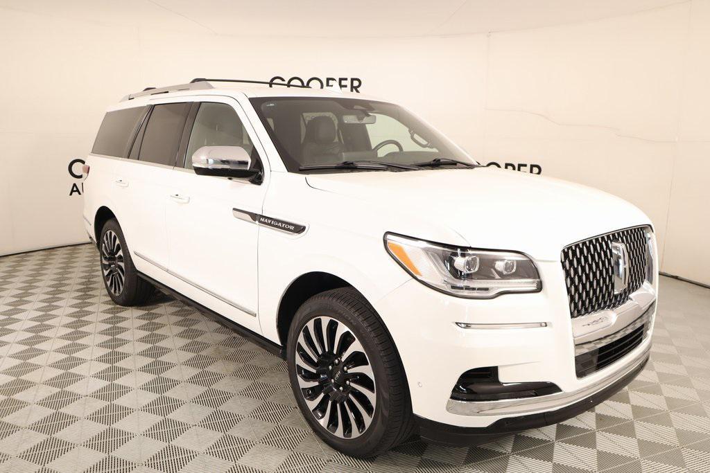 used 2024 Lincoln Navigator car, priced at $83,989